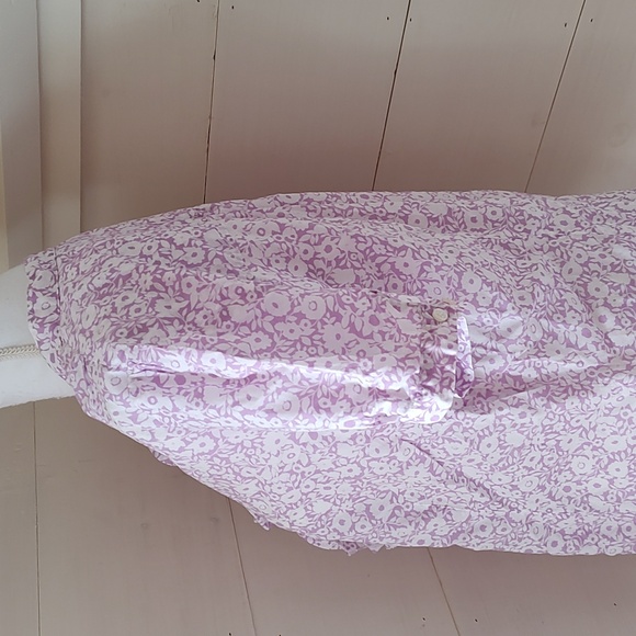 LL Bean floral ruffle lavender and white XL blouse - Picture 2 of 4